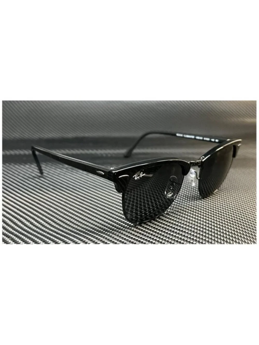 New Ray Ban Men  Black Sunglasses  51- 21- 145
